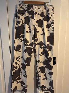 Abercrombie & Fitch women's size 29T Cow print Jeans in Cream and Brown